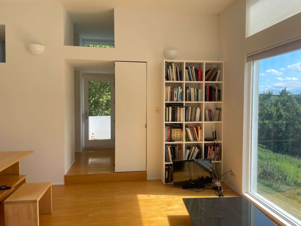 156 Mercer Mountain Road - lr wbook case